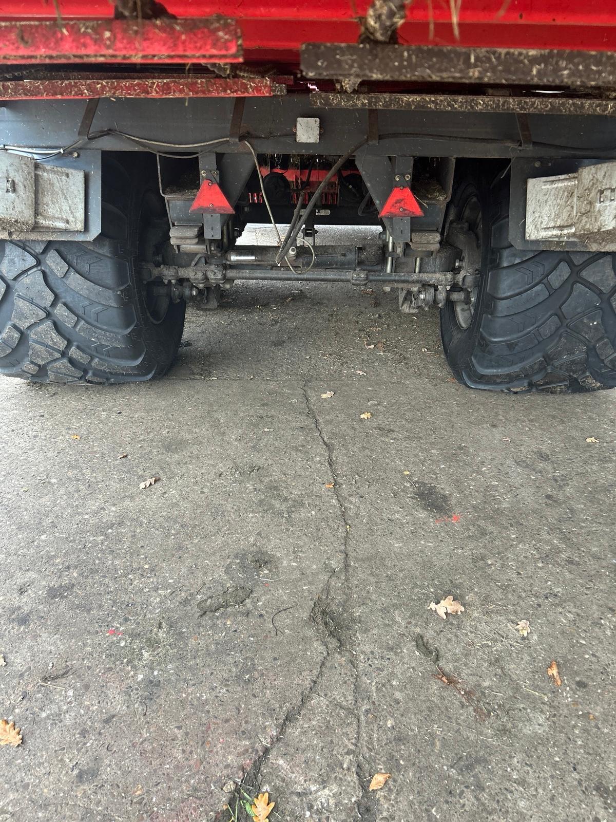 Pottinger Torro 5100 DO 3 Walzen neue Reifen 3