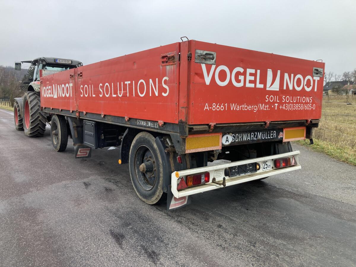 Plattformanhänger 3