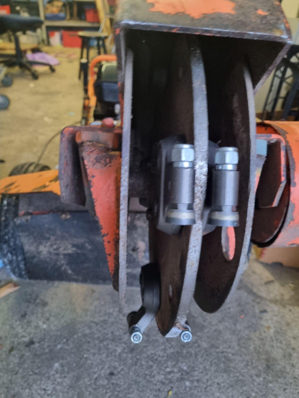 Baumstumpffräse / Stubbenfräse 2