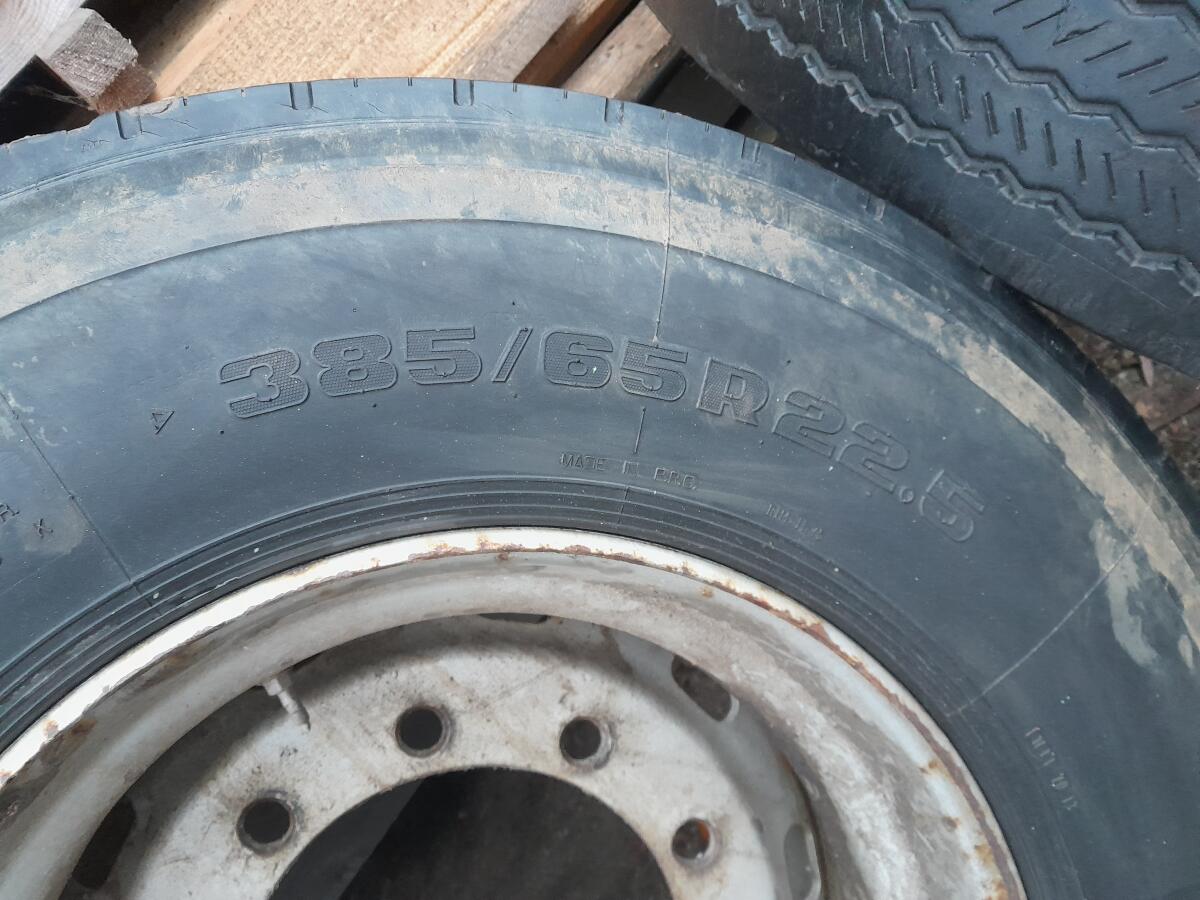 LKW Reifen 385/65R22,5 3