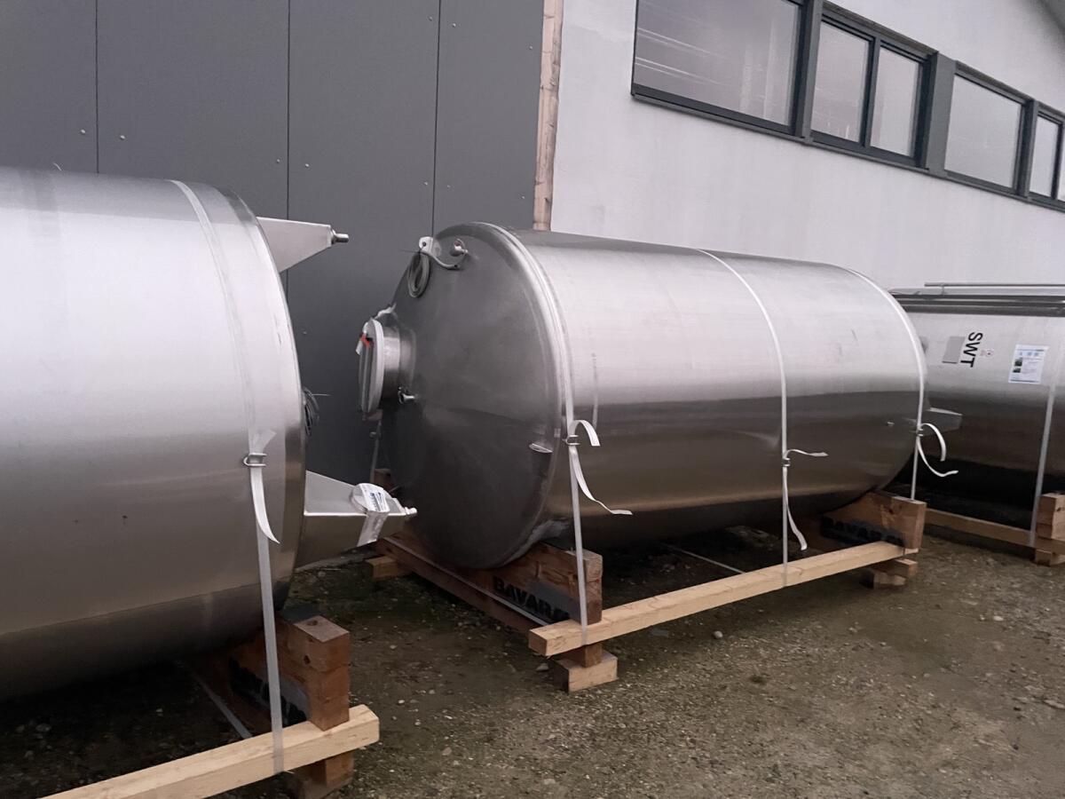 Edelstahltank mit Isolierung 7.000 l 3