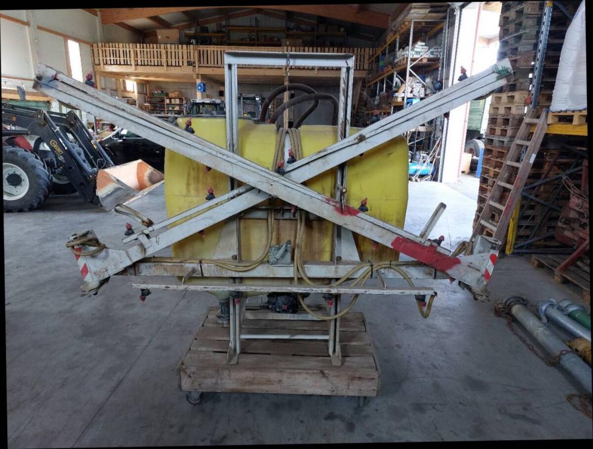 Jessernig Feldspritze 700 l 12 m 2