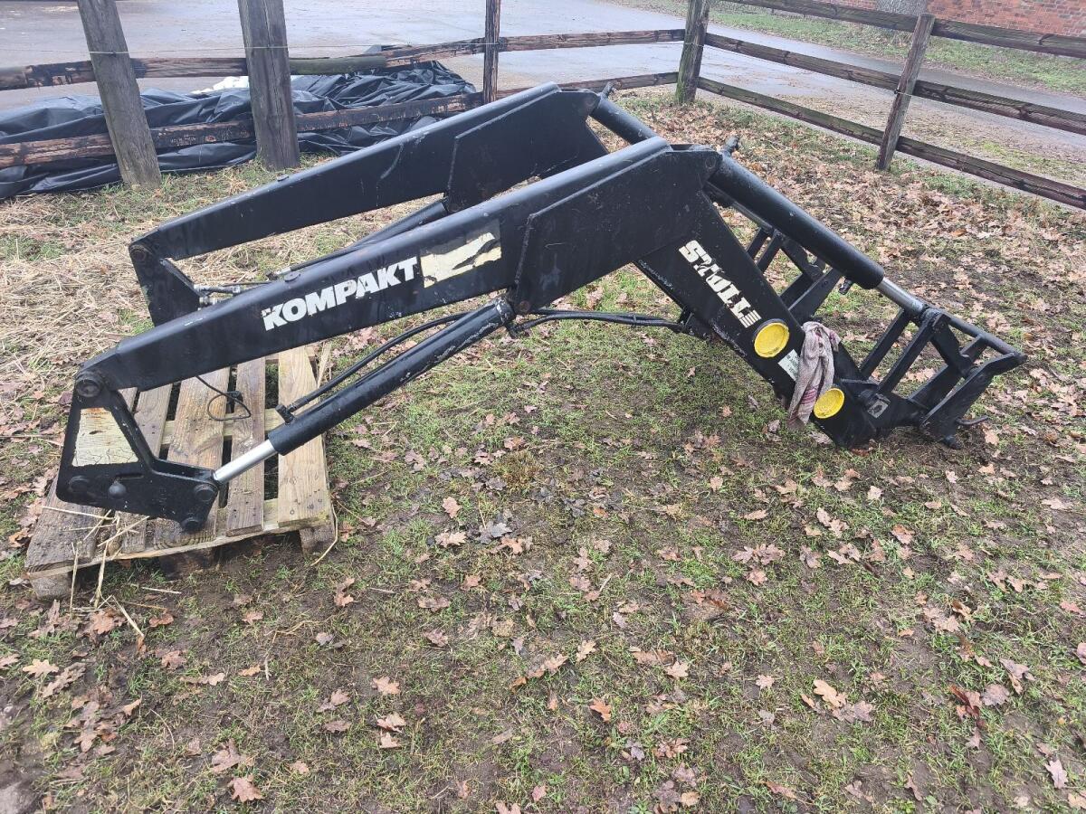 Stoll Kompakt Frontladerschwinge 3