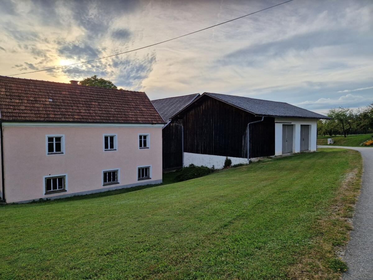 Bauernhaus in ruhiger Lage 2