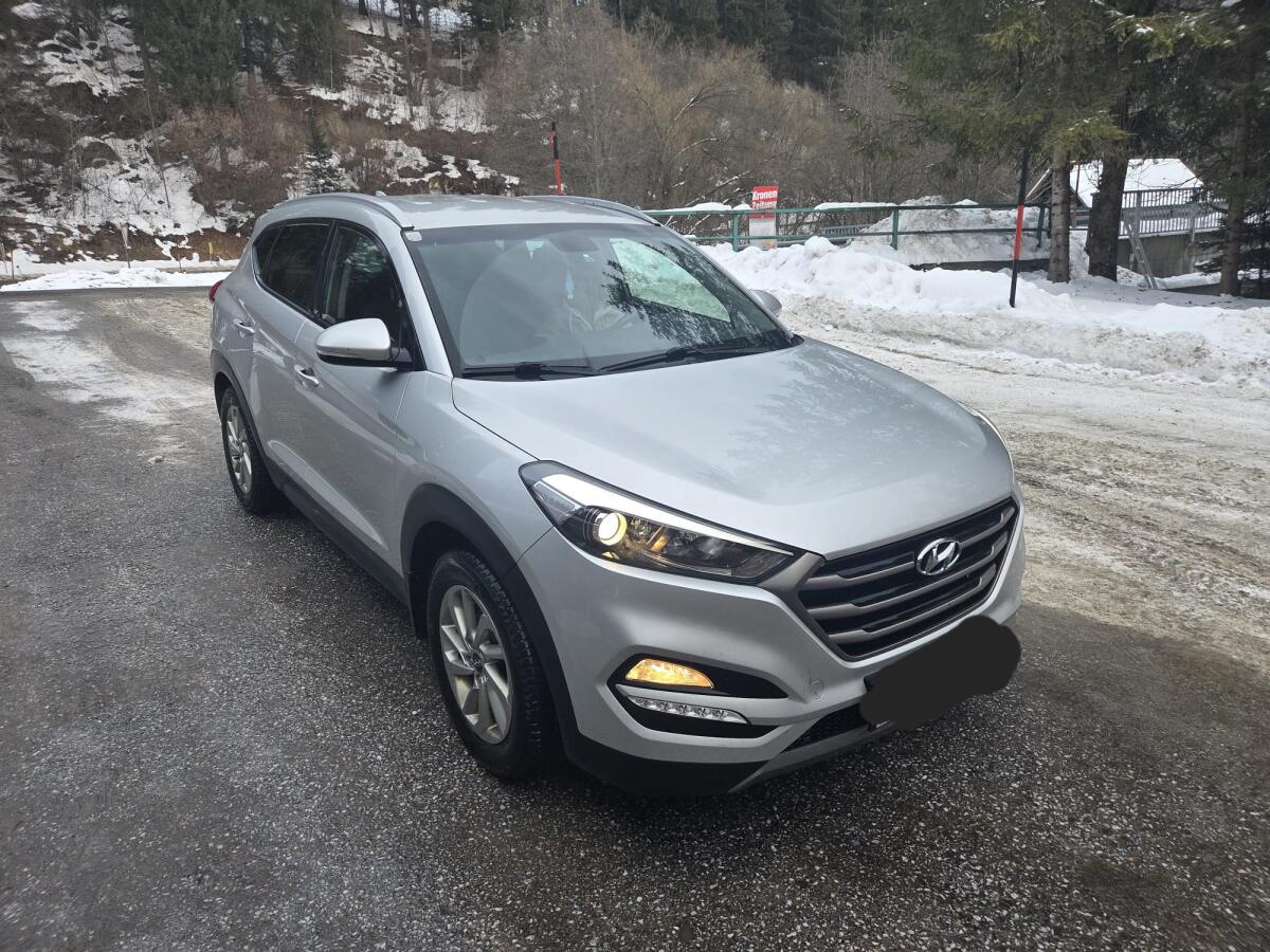 HYUNDAI Tucson 4WD