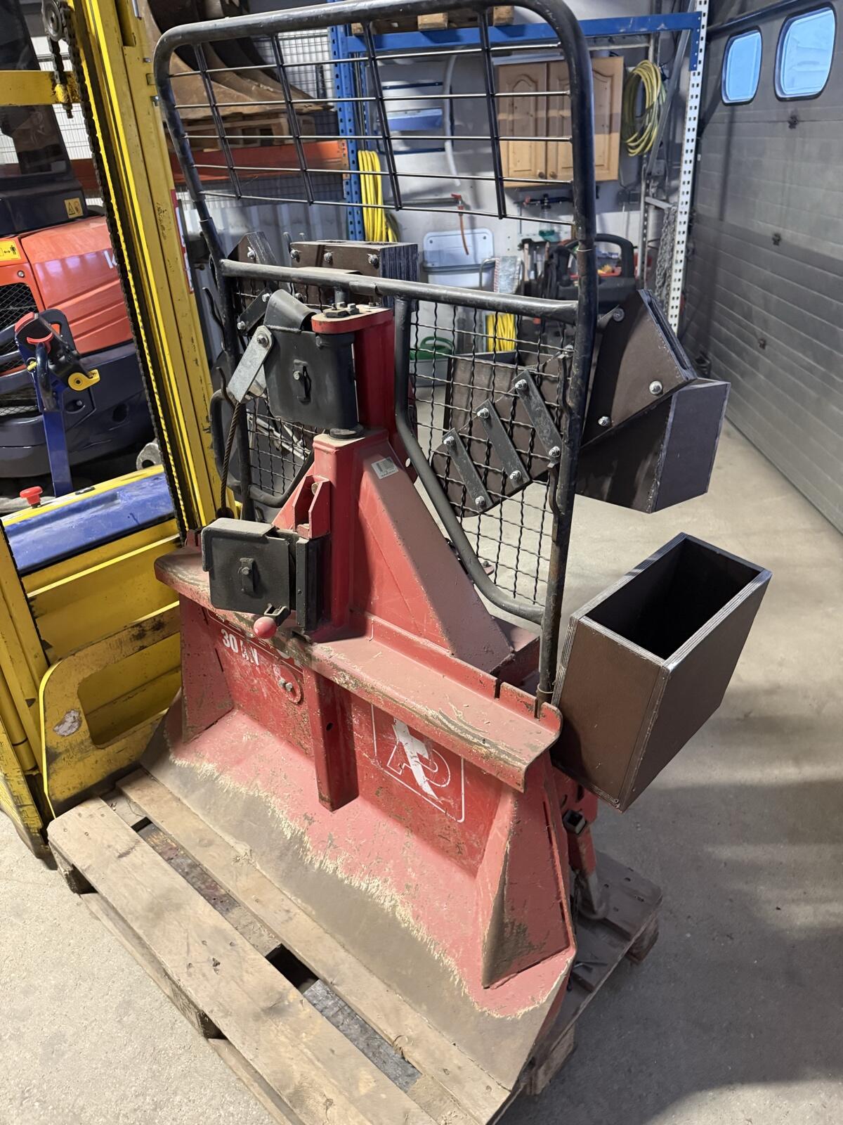 Tajfun Seilwinde EGV 30A 30kN 2