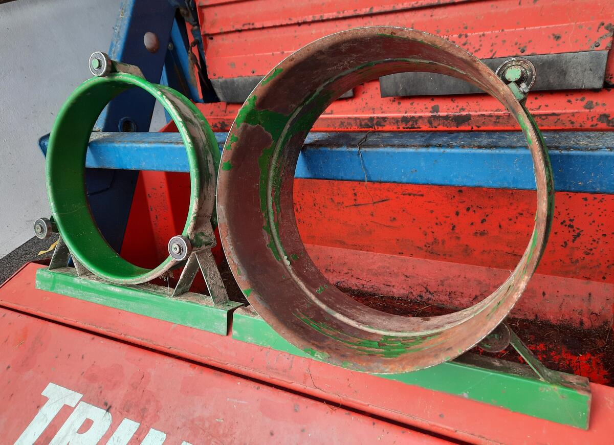 Auer Heuverteiler abgebaut 2