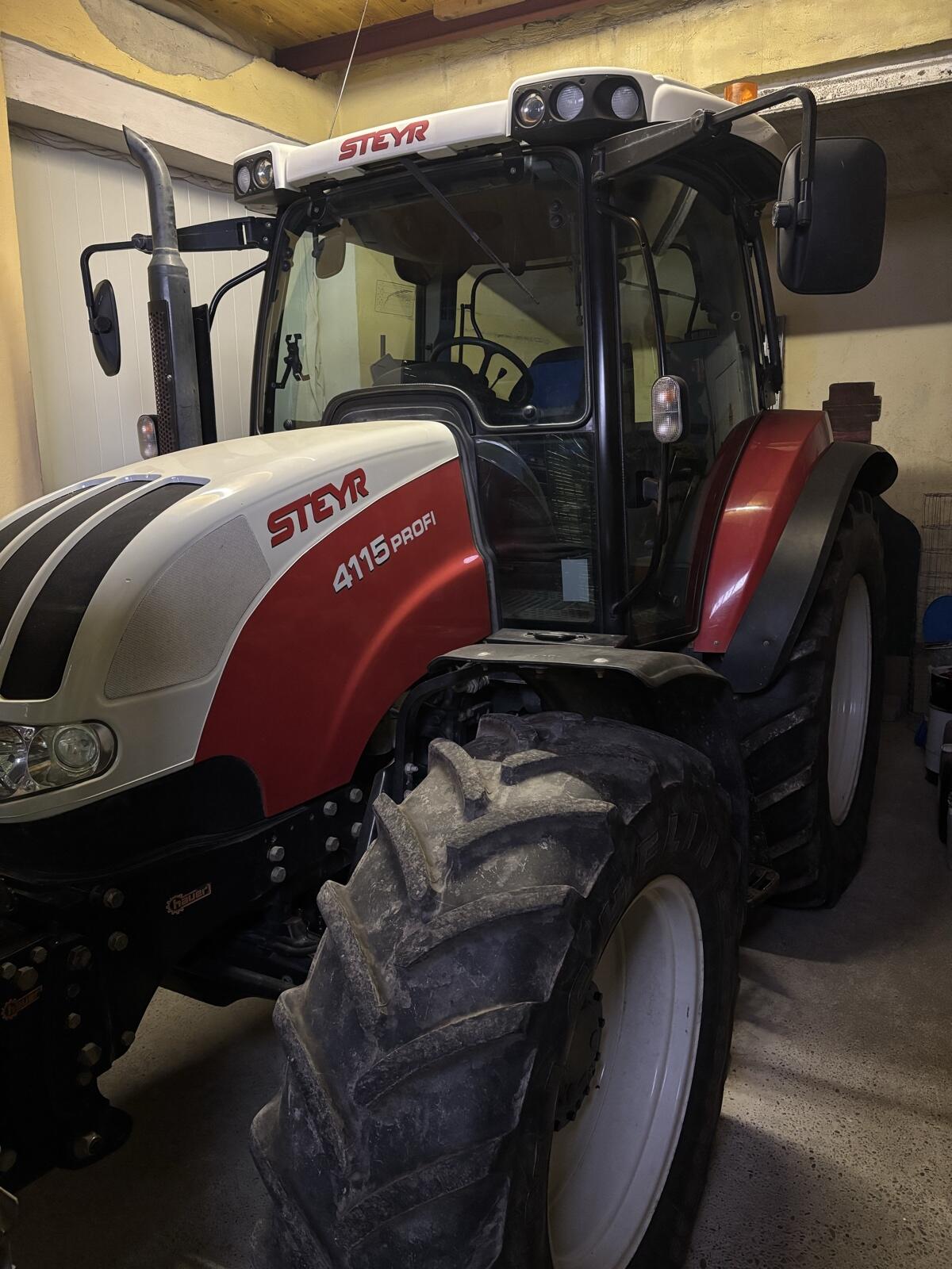 Steyr Profi 4115 2