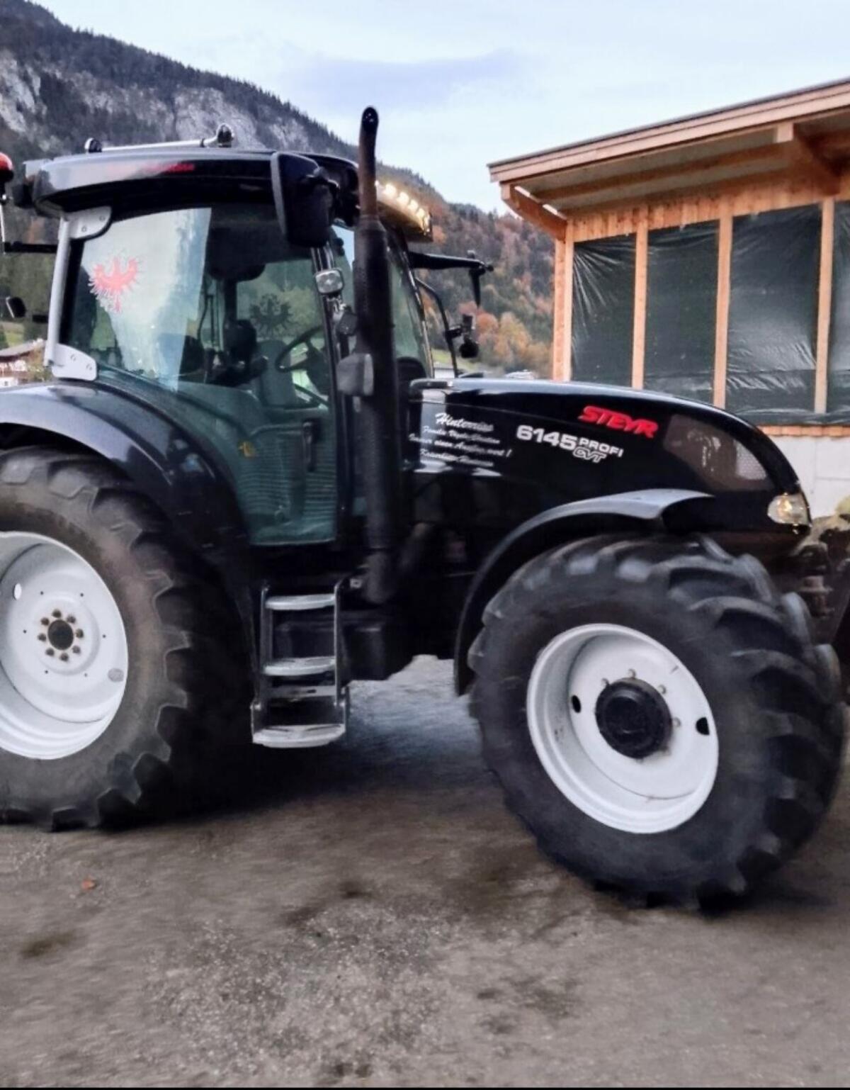 Verkaufe sehr gepflegten Steyr Profi 6135 2