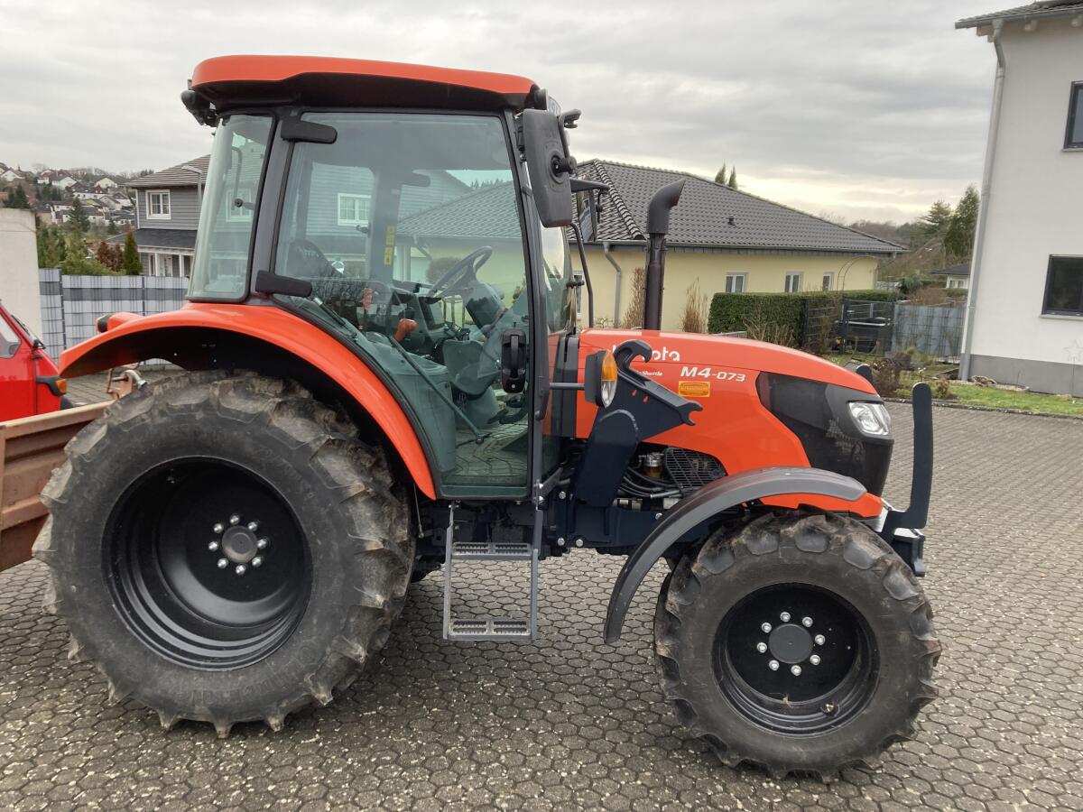 Kubota M 4073 3