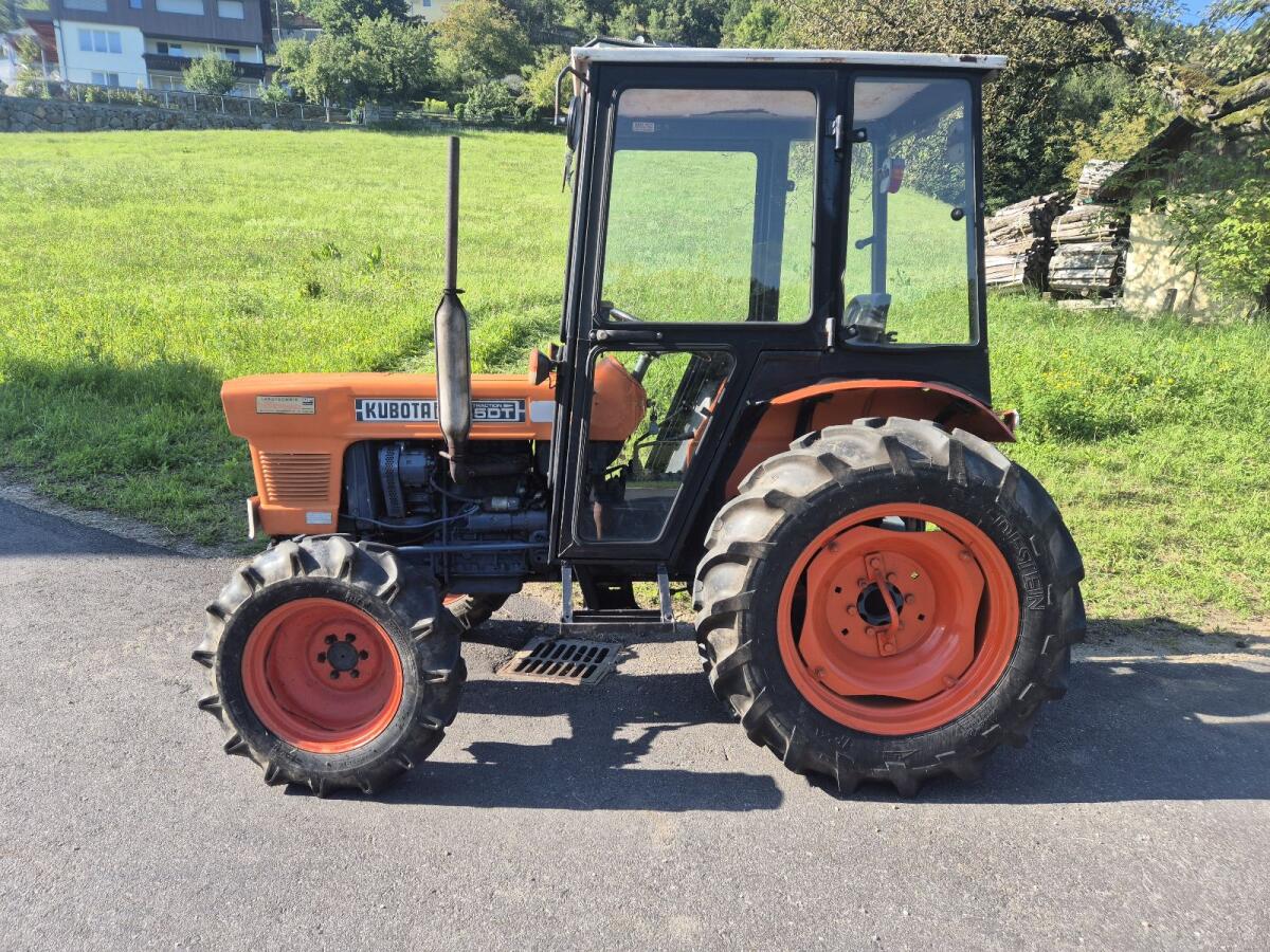 Kubota L245DT 2