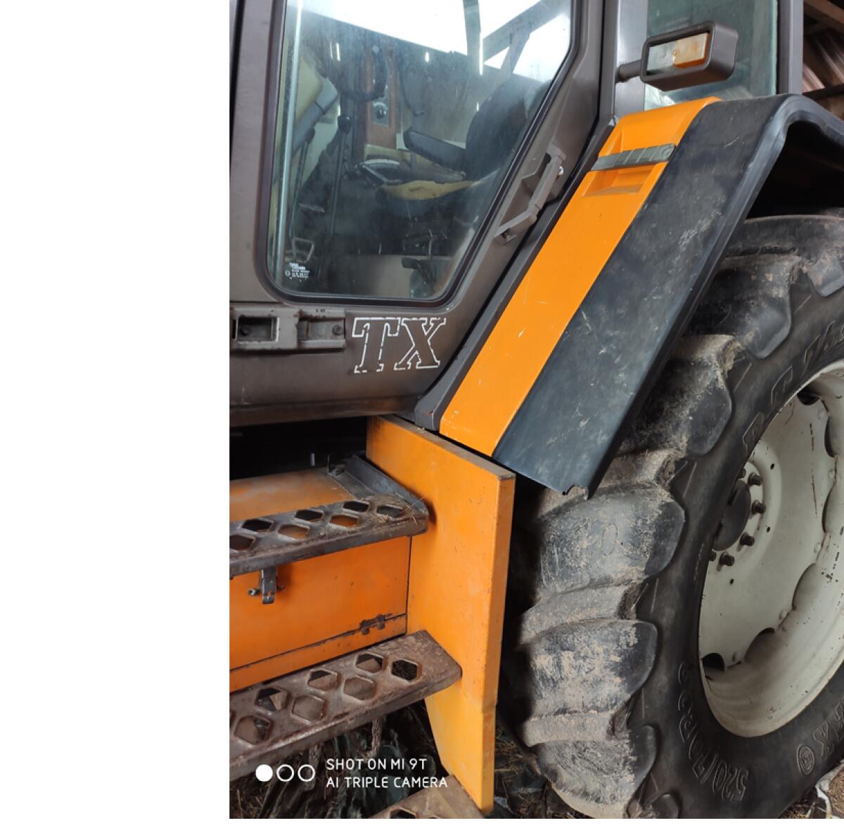 Traktor Renault 133.14 TX Allrad 2