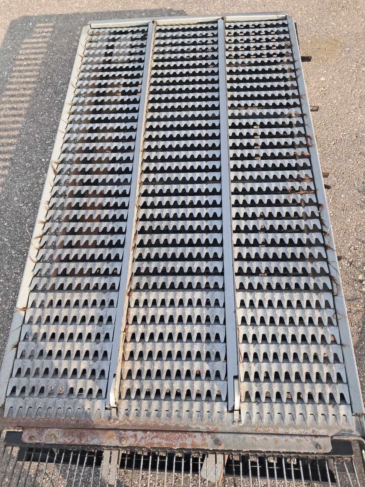 New Holland Maissiebe CX 8.85 2