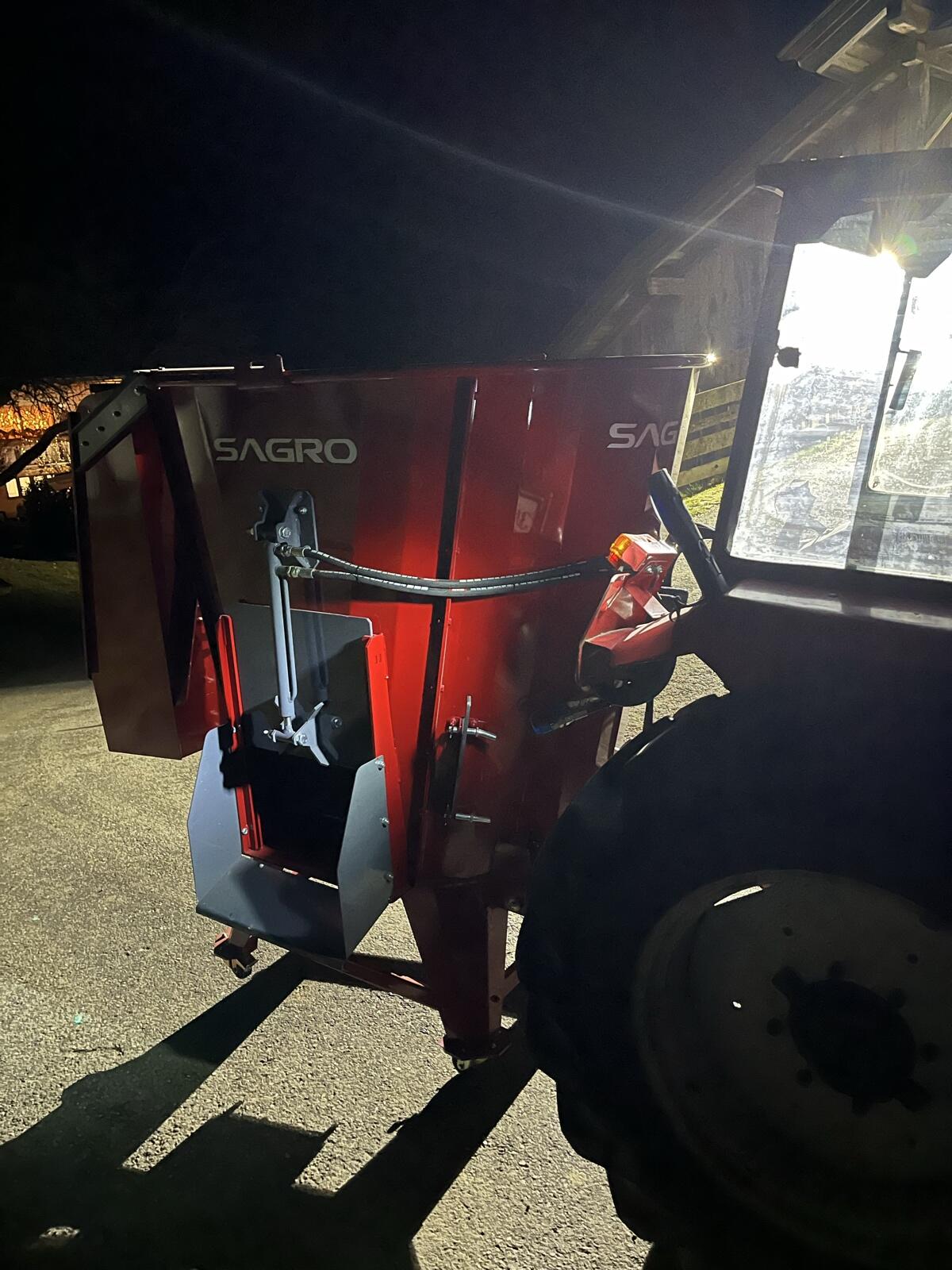 Burkon Futtermischer 2 Kubik 3