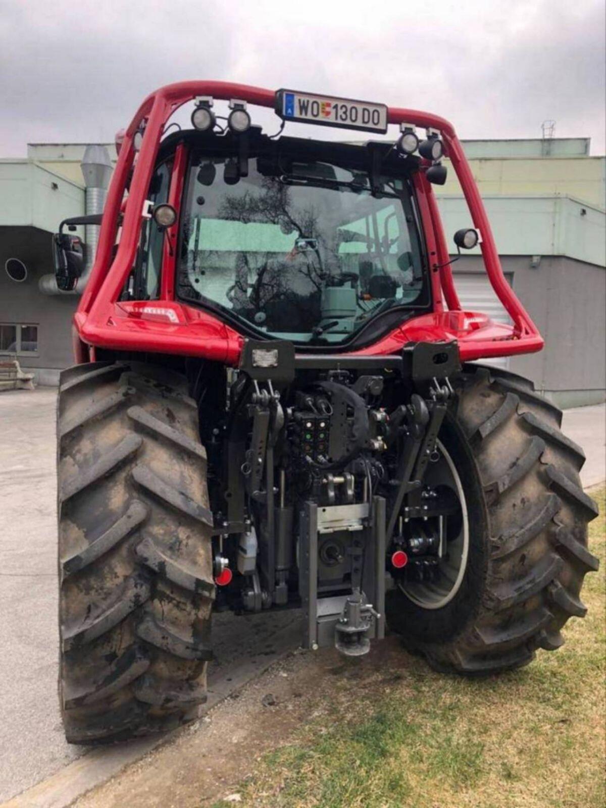 Valtra N134 2