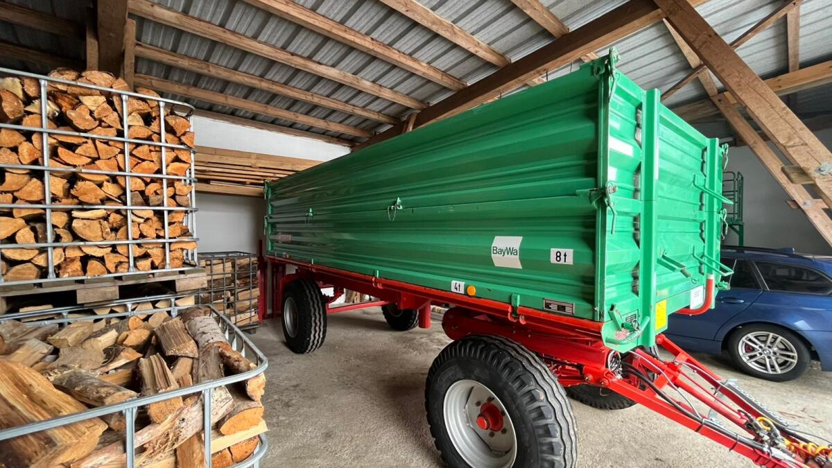 Unsinn 8 t Dreiseitenkipper – Rapsdicht & Top gepflegt 2