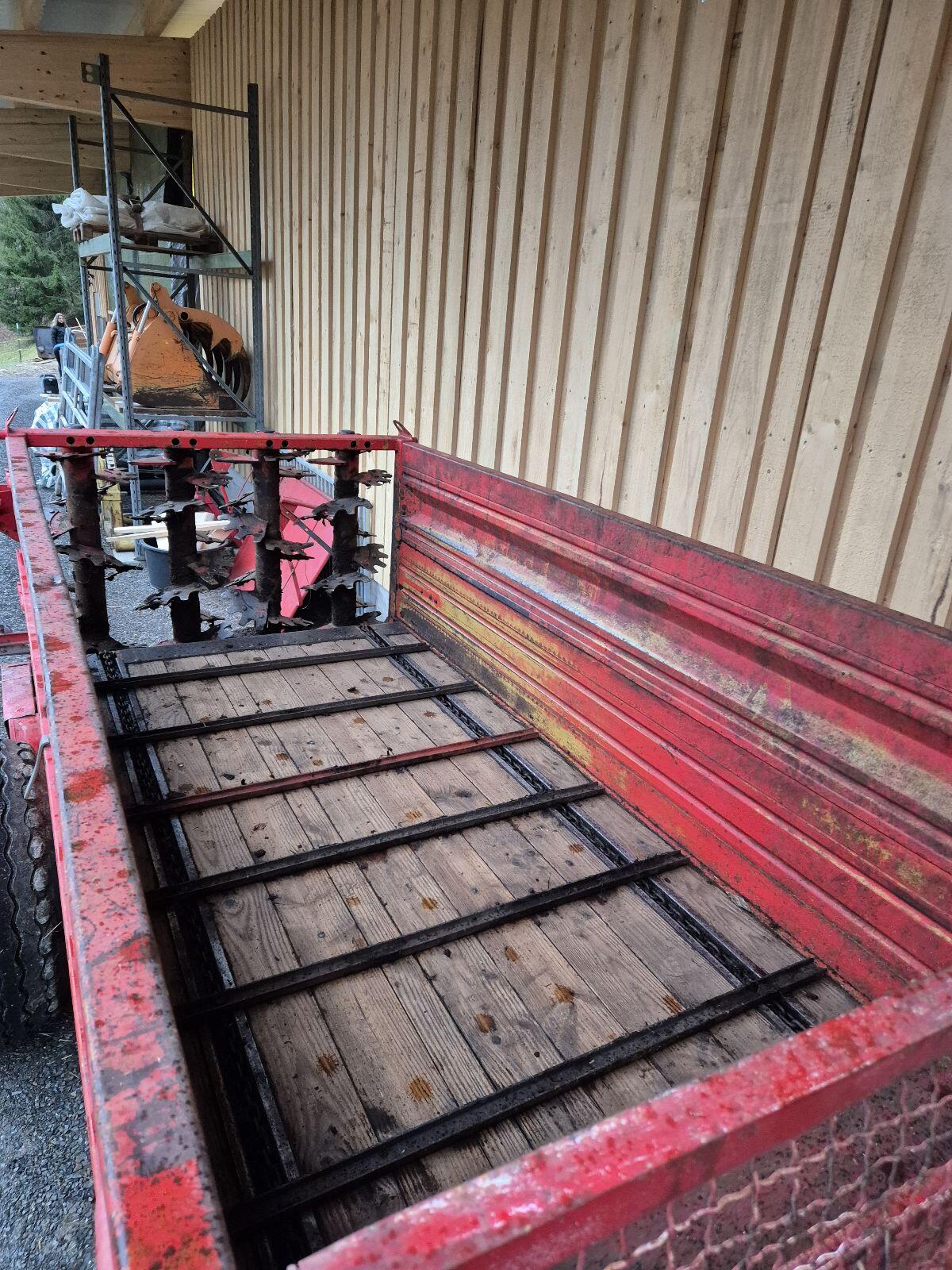 Miststreuer Pöttinger 3500B 3