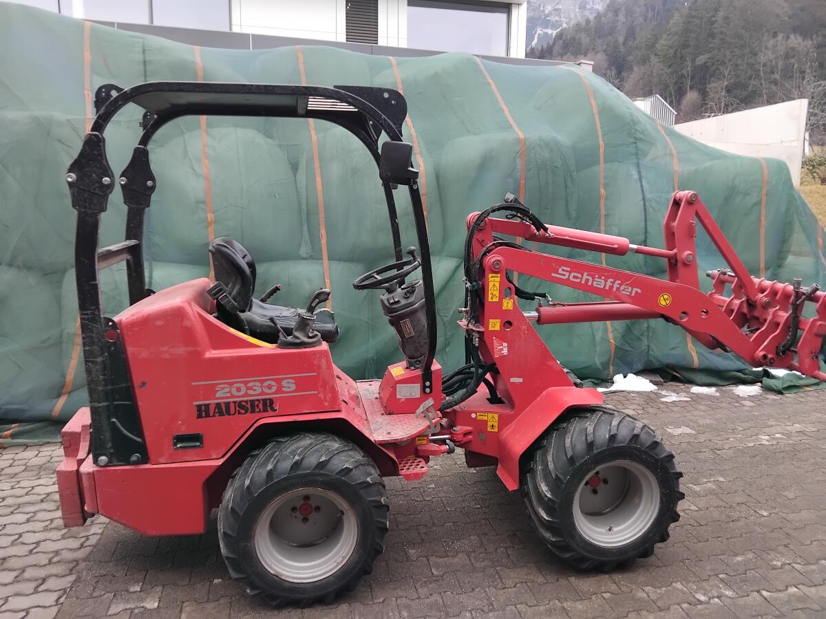Verkaufe Schäffer Hoflader 2030S 2
