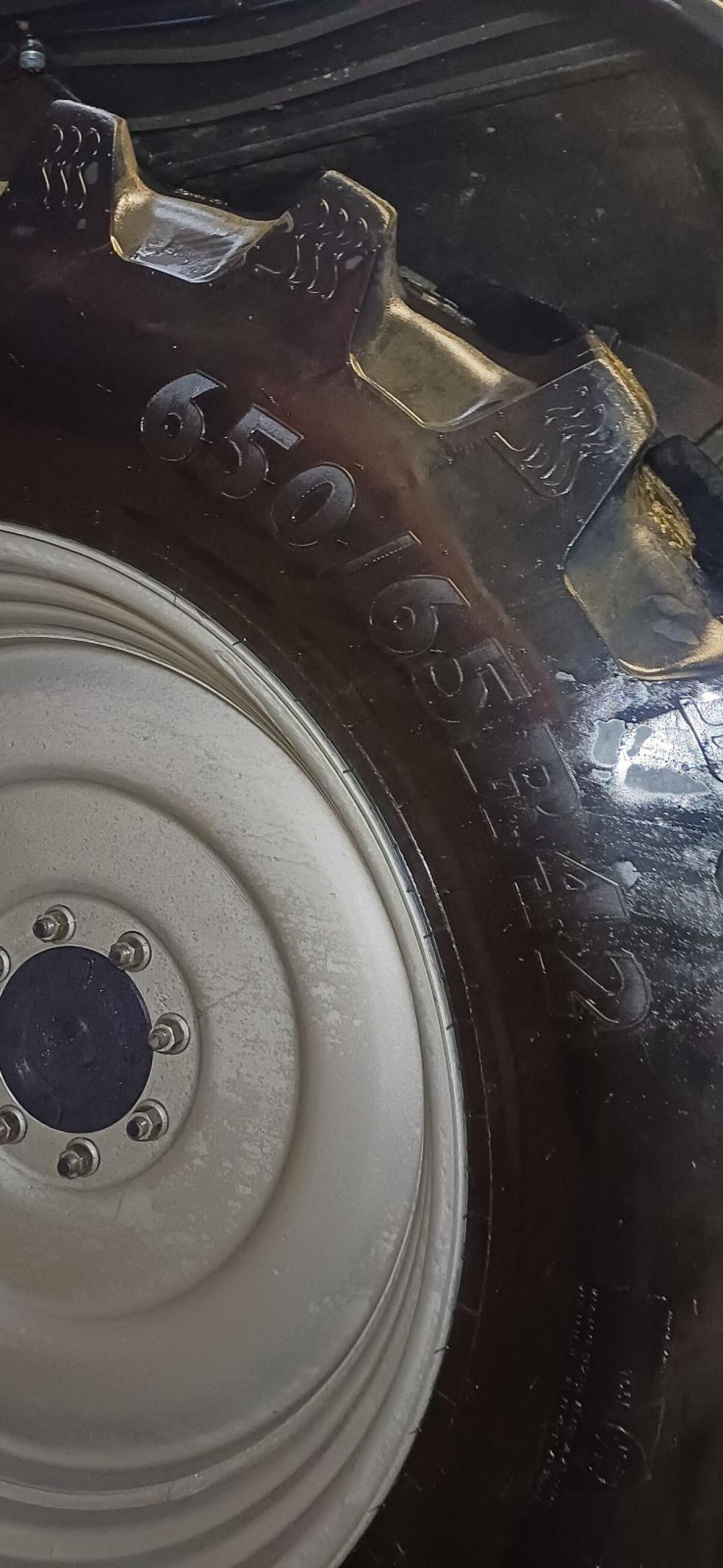 Kompletträder Steyr/Case/New Holland 2