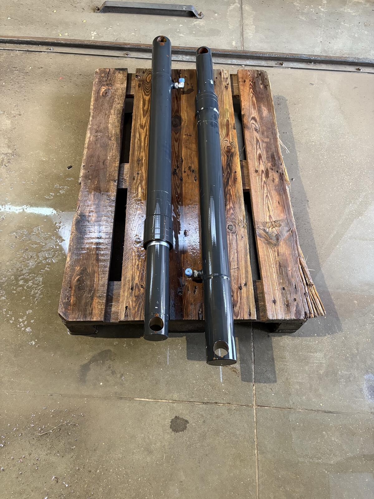 Case IH 8120 Hubzylinder 3