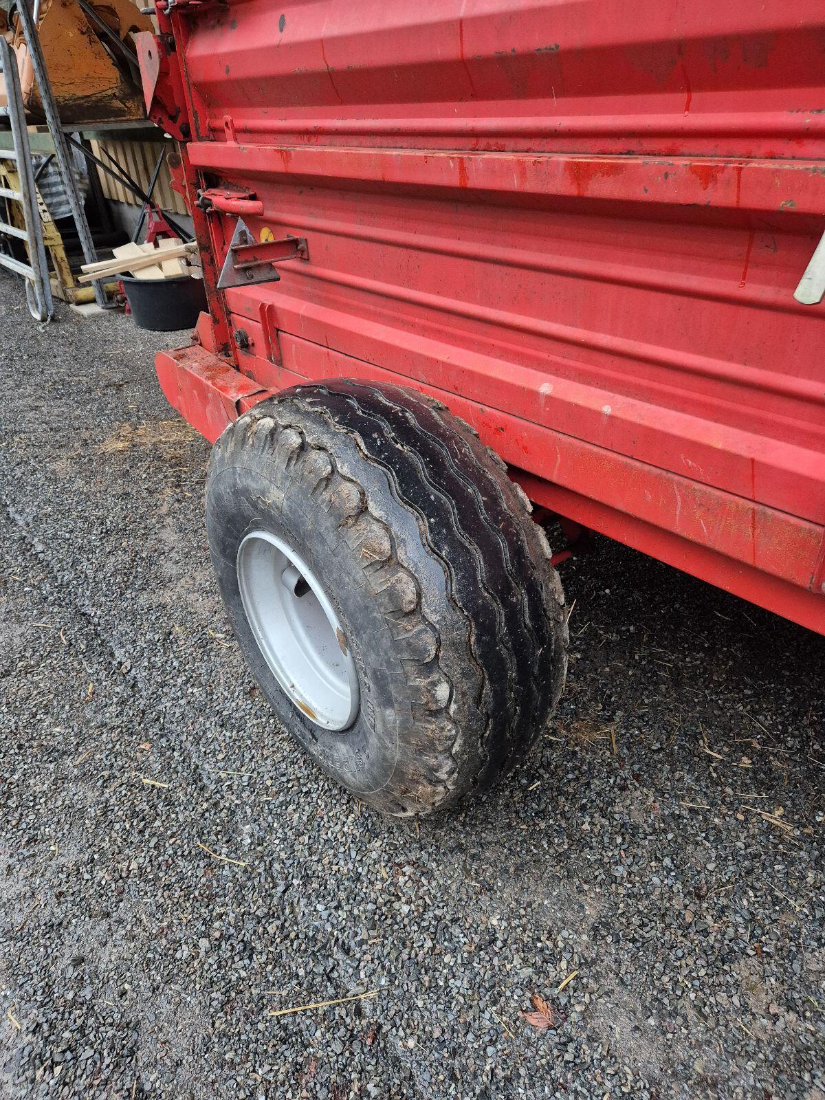 Miststreuer Pöttinger 3500B 2