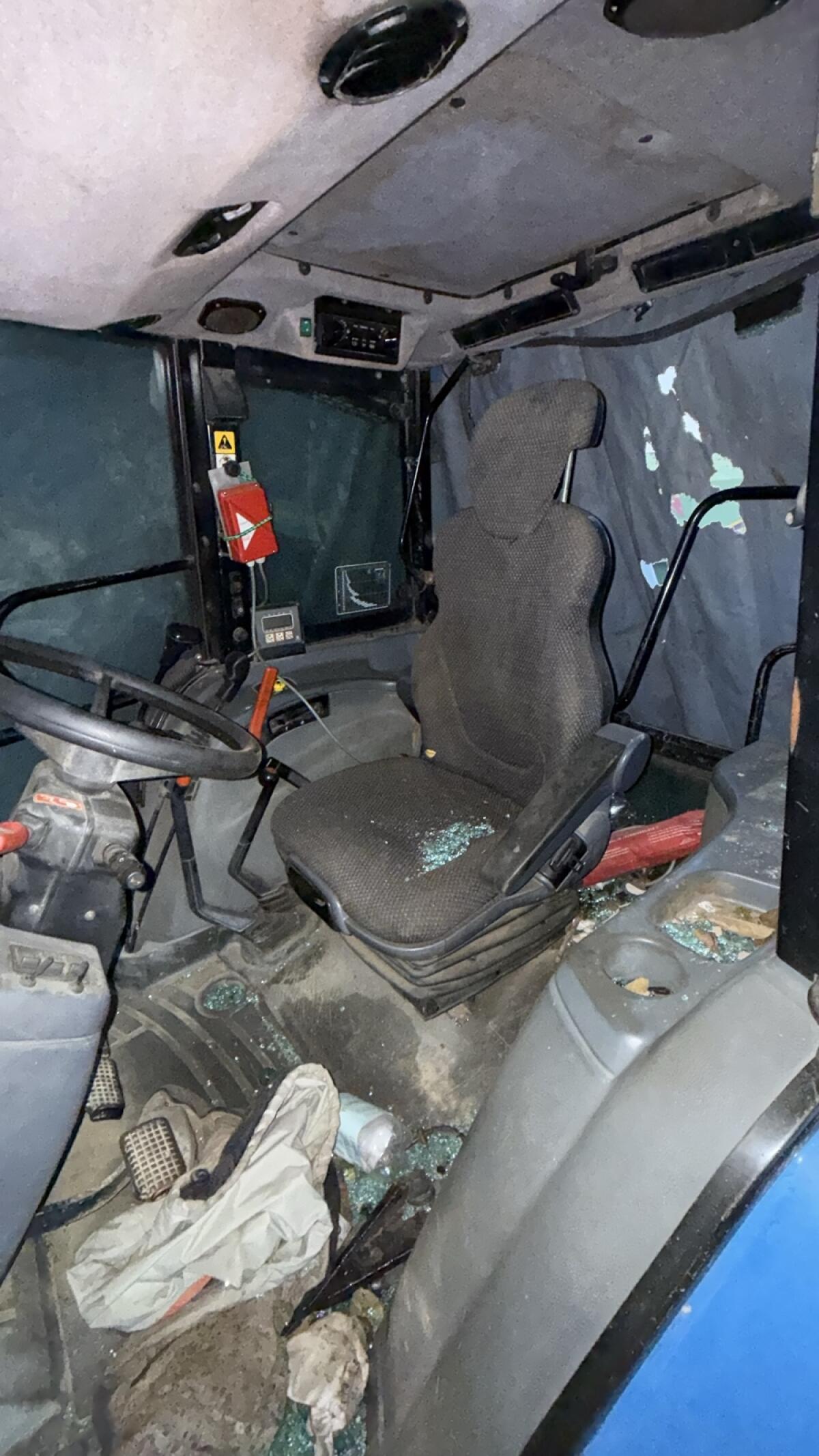 New Holland TL100 Unfall 3