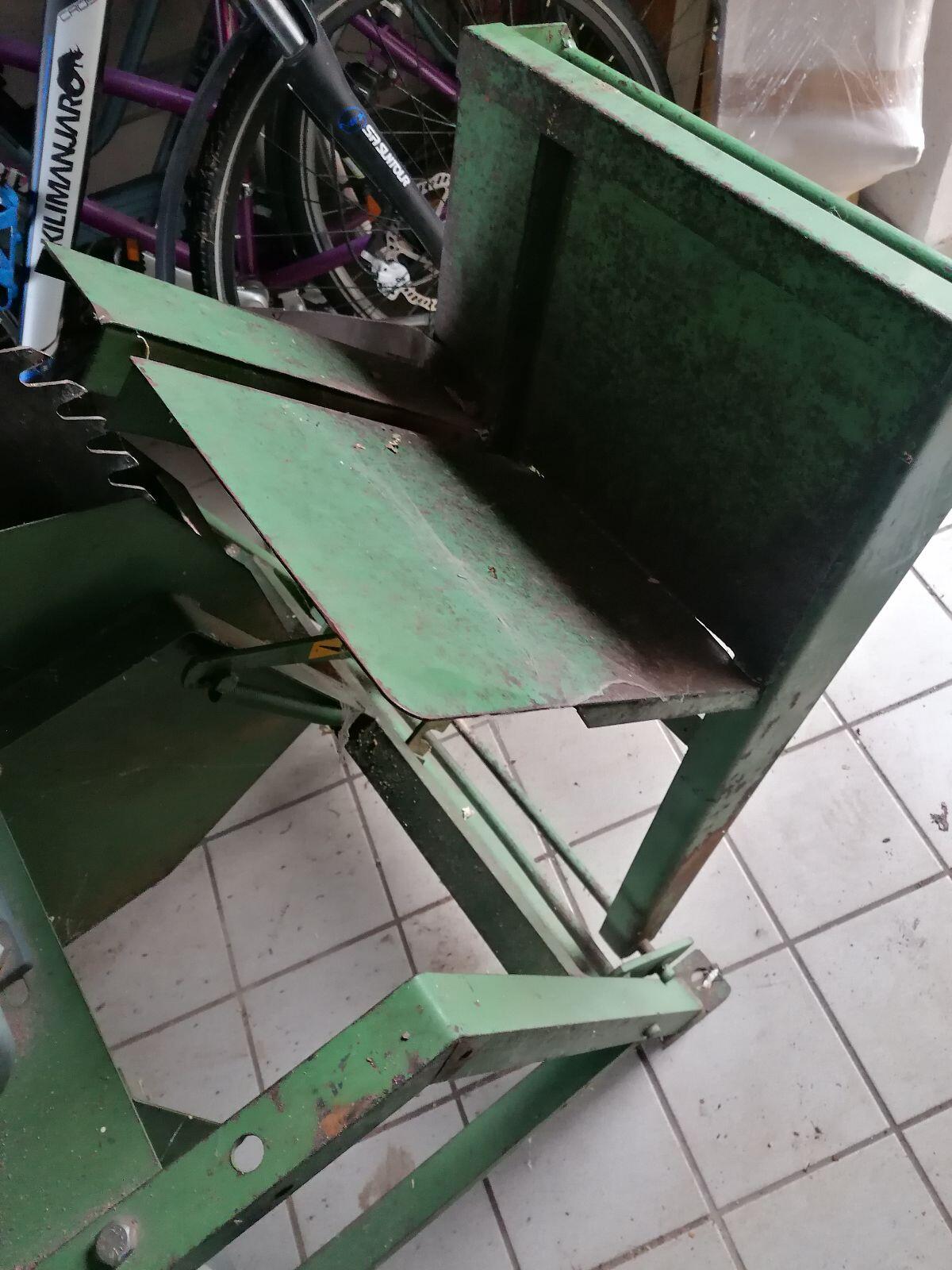 Wipp-Tischkreissäge 3