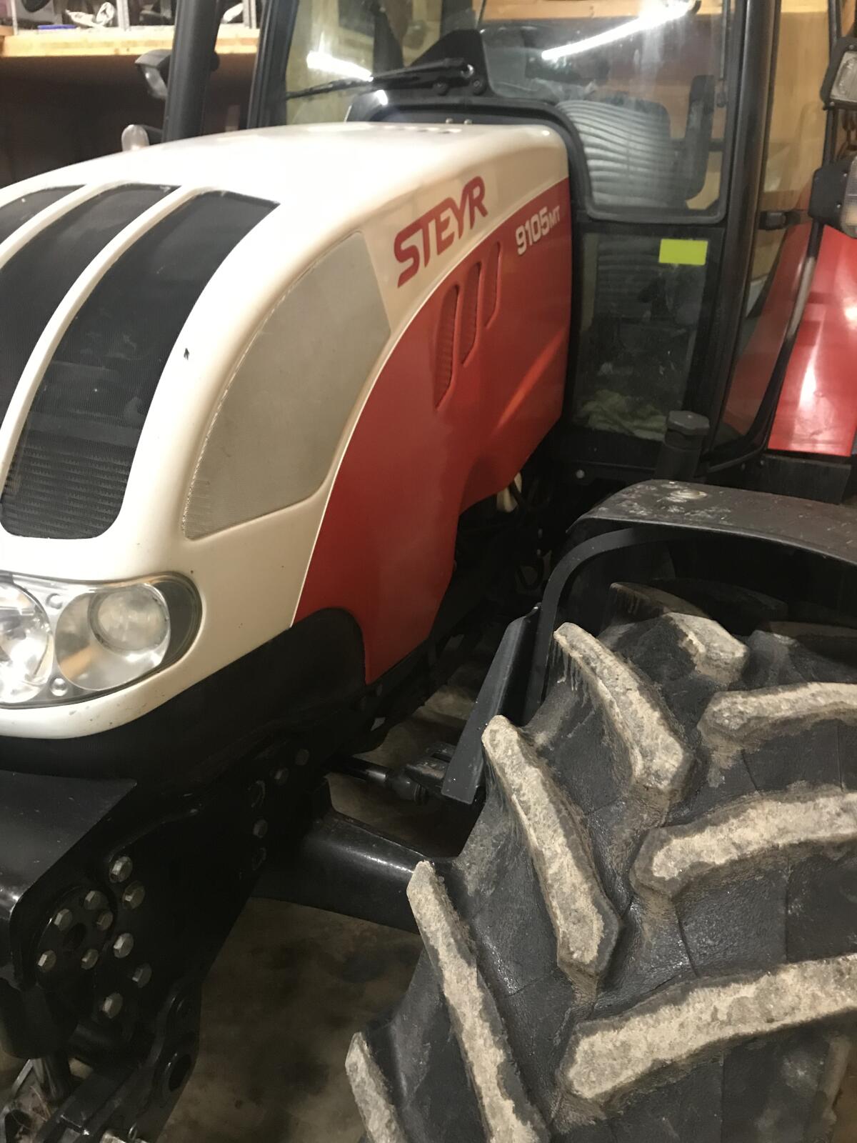 Steyr MT Vorderachse 3