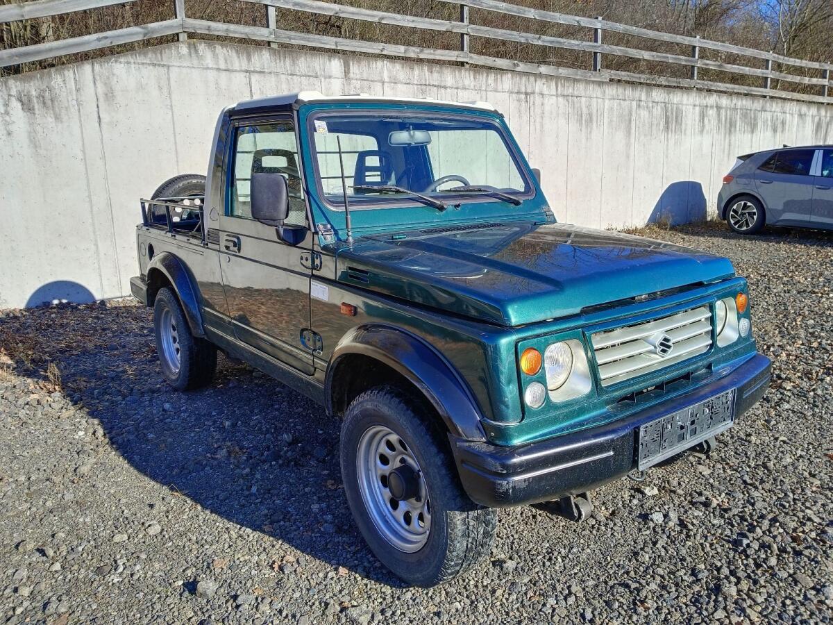Suzuki Samurai Pickup 3