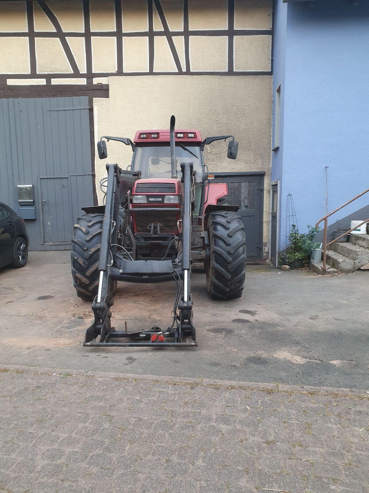 Schlepper Case Maxxum 5130 3