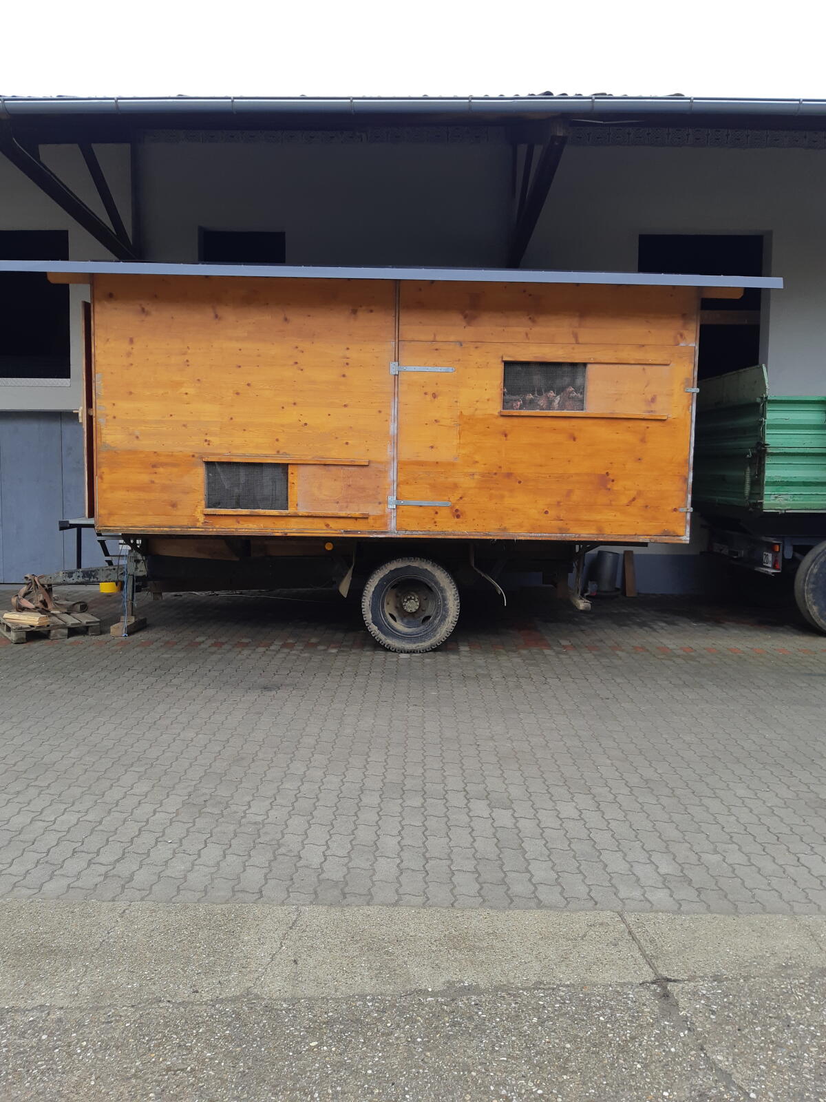 Mobiler Hühnerstall 3