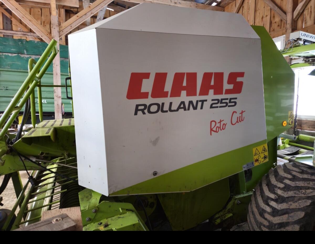 Claas Rollant 255 RC Uniwrap 2