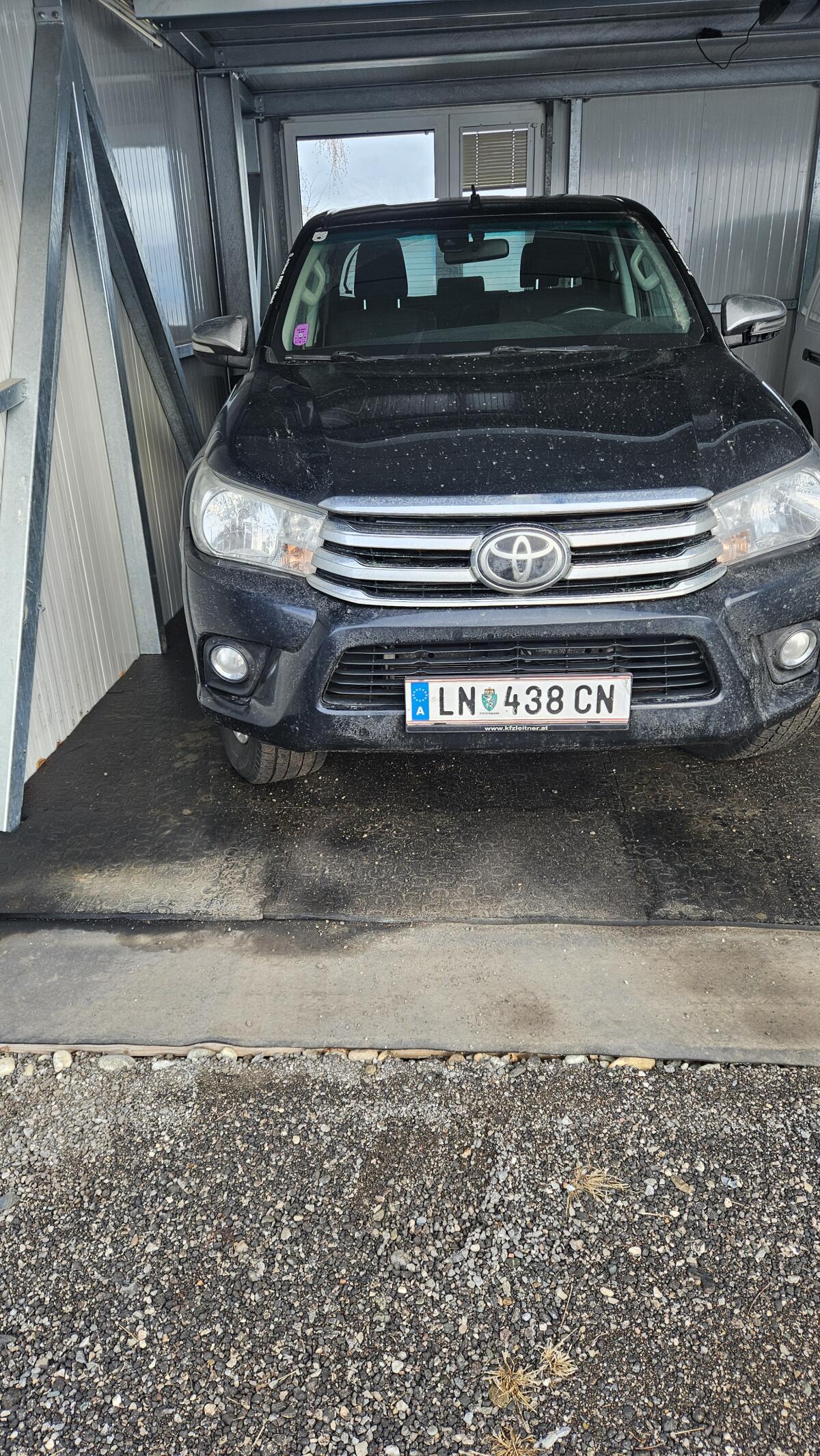 Toyota Hilux 3