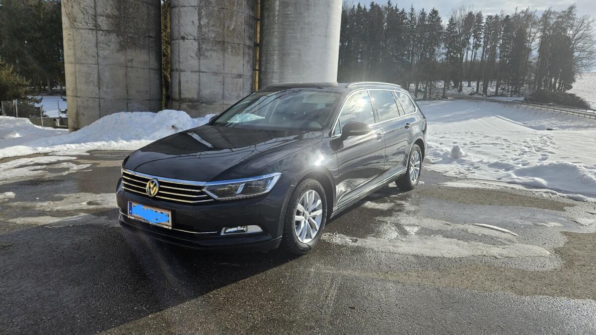 VW Passat 2,0 TDI DSG NavPRO VIRTUAL Kombi / Family Van 3