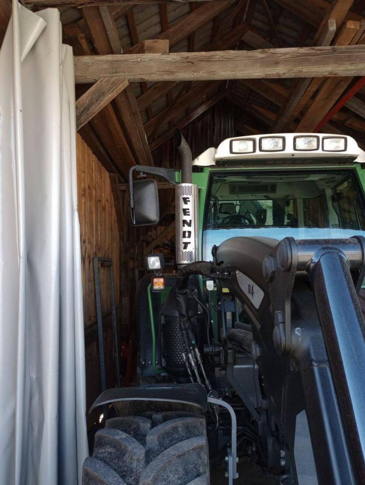 Auspuffblech Edelstahl für Fendt 300 Vario SCR 2