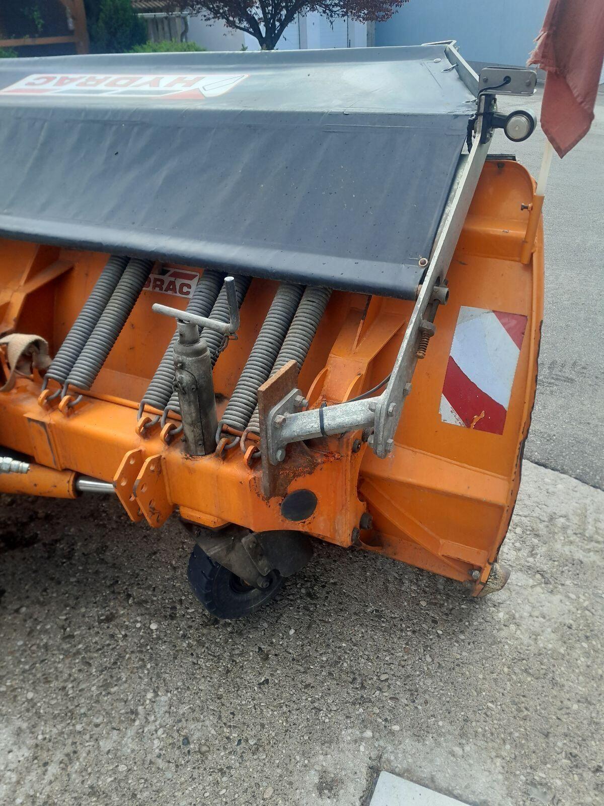 Schneepflug Hydrac U-II-300 3