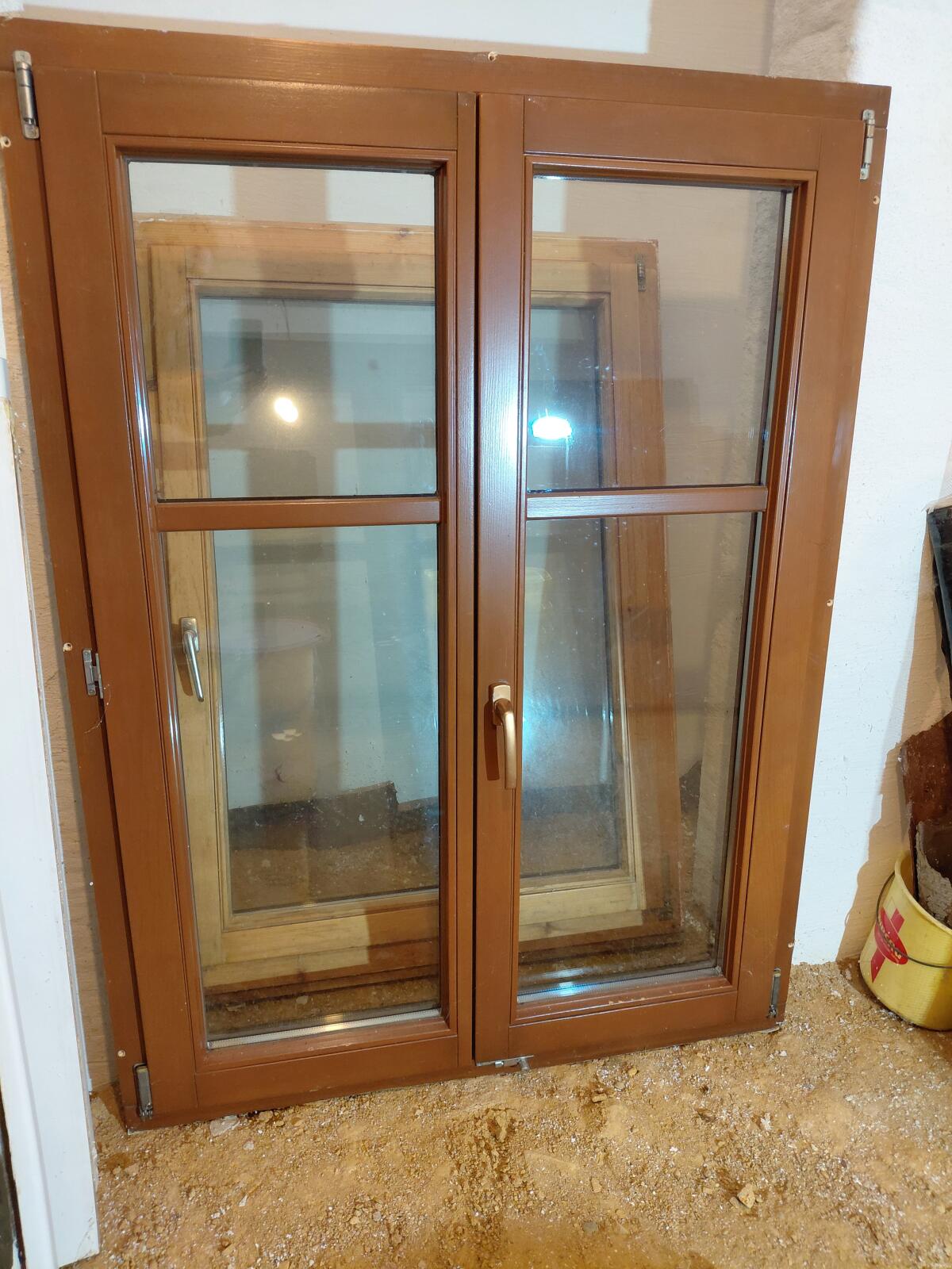 Verkaufe Holzfenster 2