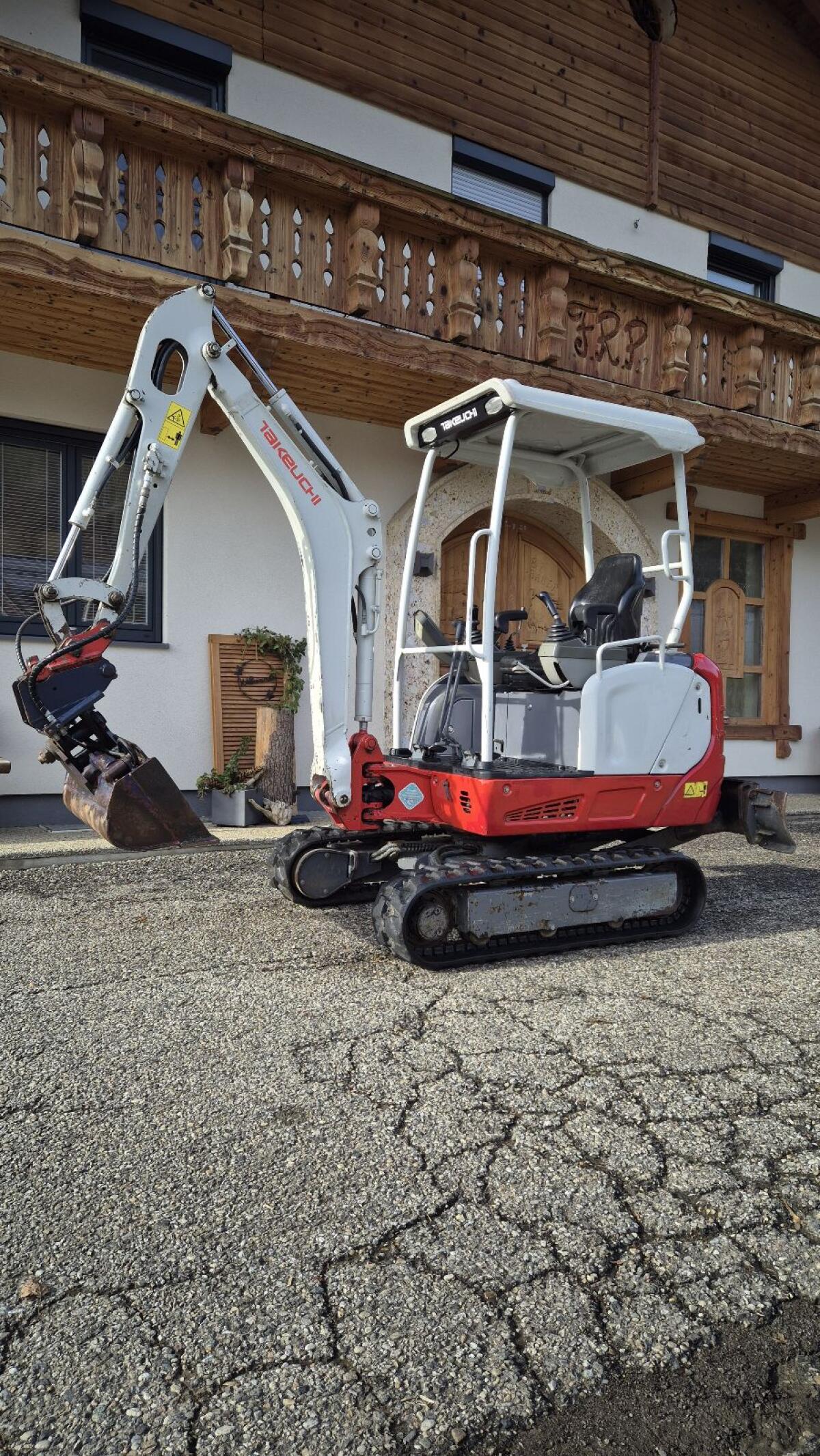 Takeuchi TB 216 Minibagger 2