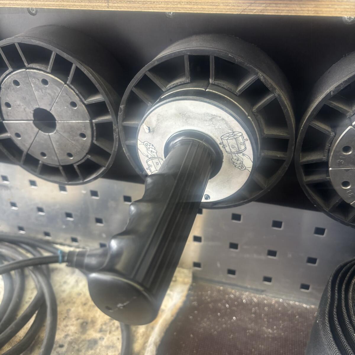 Hydraulikschlauch Presse Finnpower 2