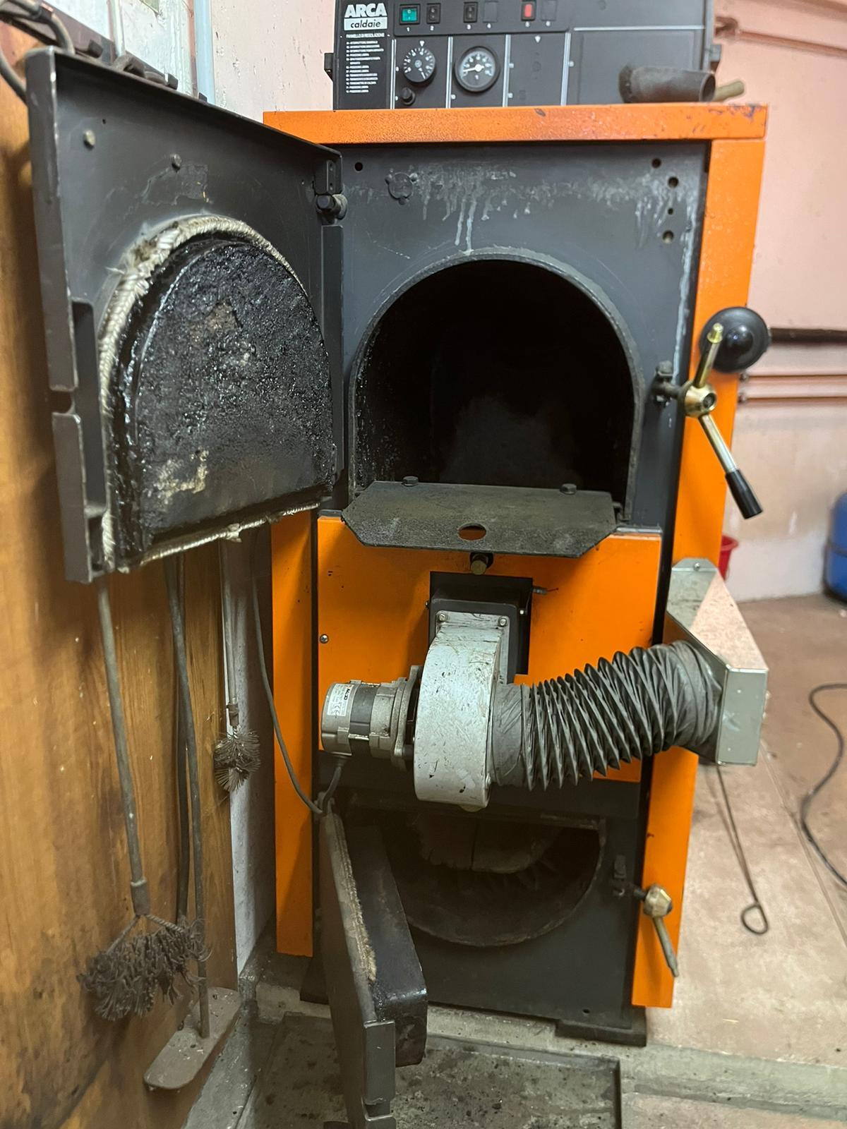 Stückholzbrenner 50 cm mit Gebläse, Zubehör 3