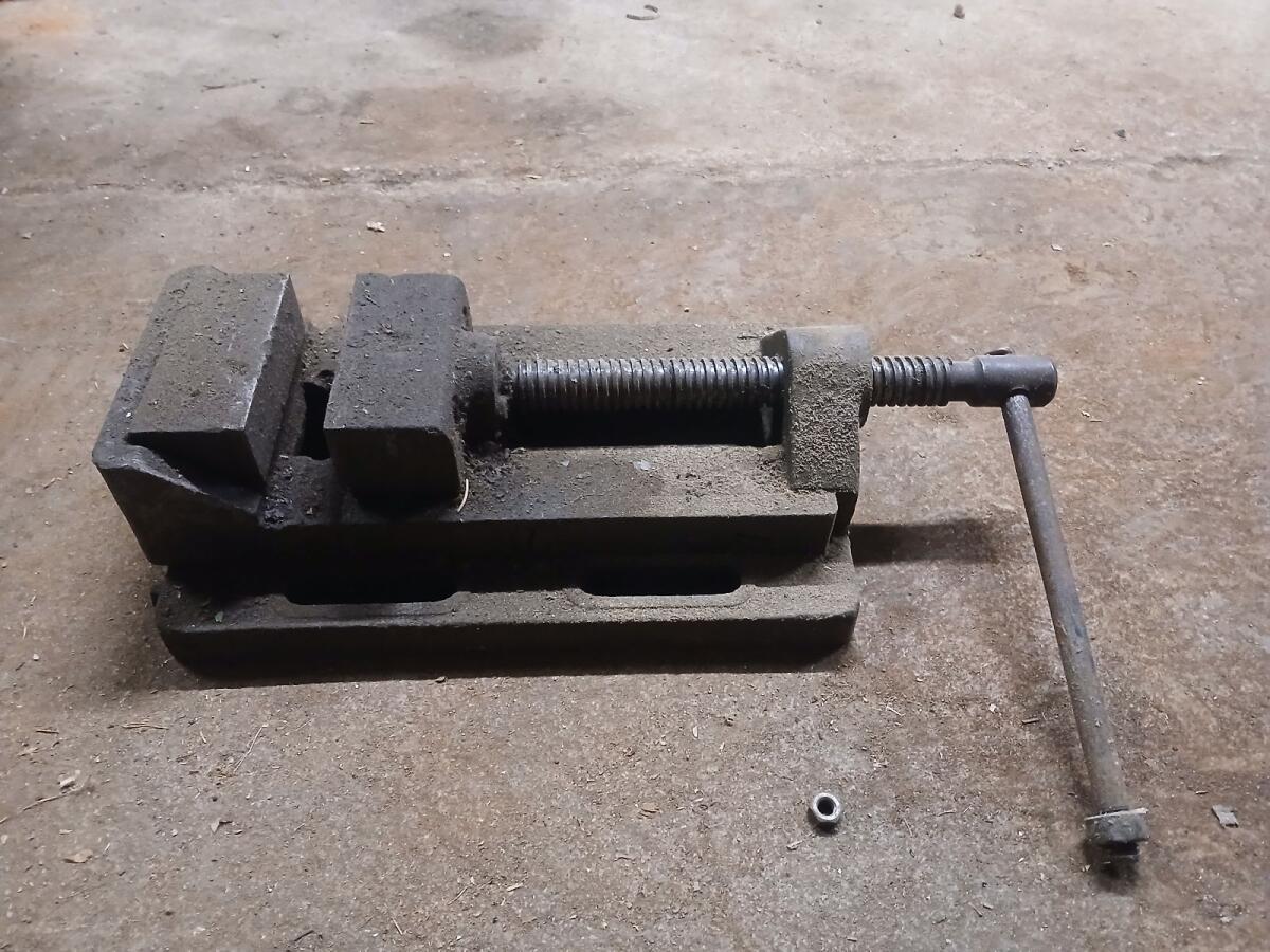 Maschinenschraubstock 2