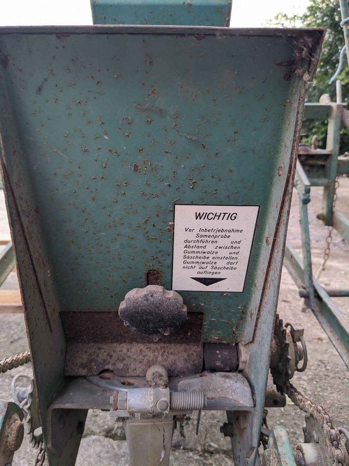 Einzelkornsämaschine Feldherr 3