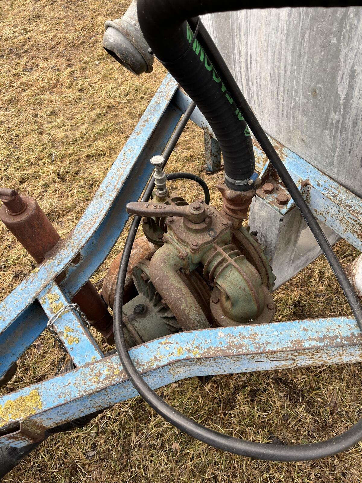 Vakuum-Güllefass TYROL ca. 3.000 l – sofort einsatzbereit 3