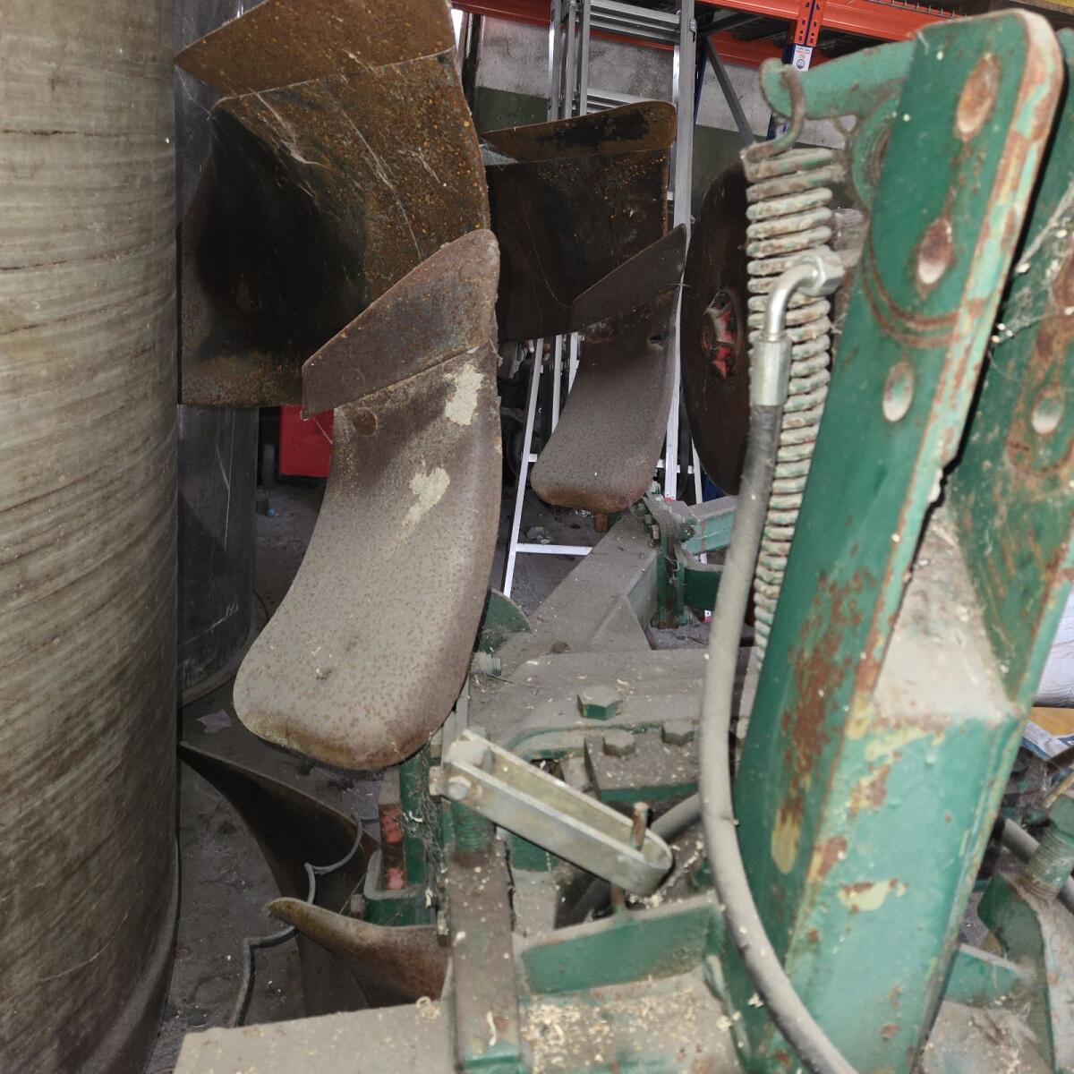 Pflug Regent Saturn 3