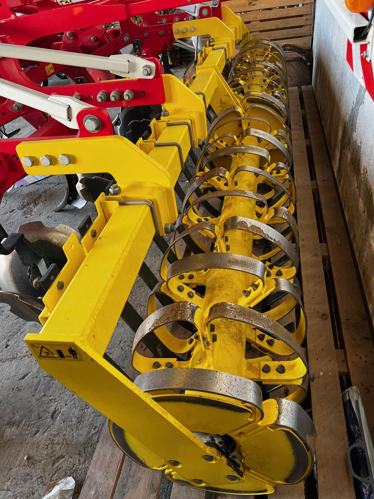 Pöttinger Grubber SYNKRO 4030 2