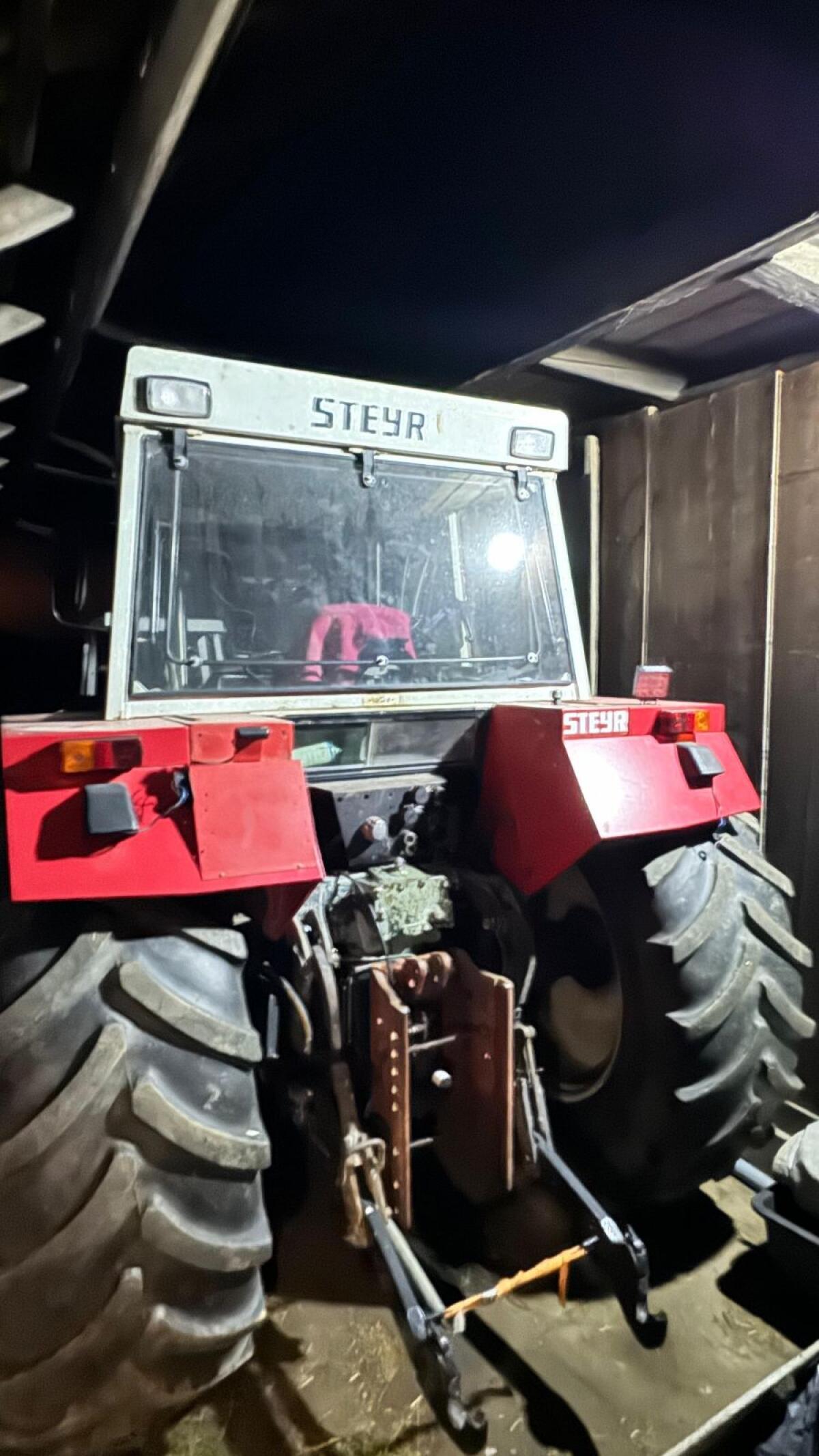 Kabine Steyr 80er Serie 2