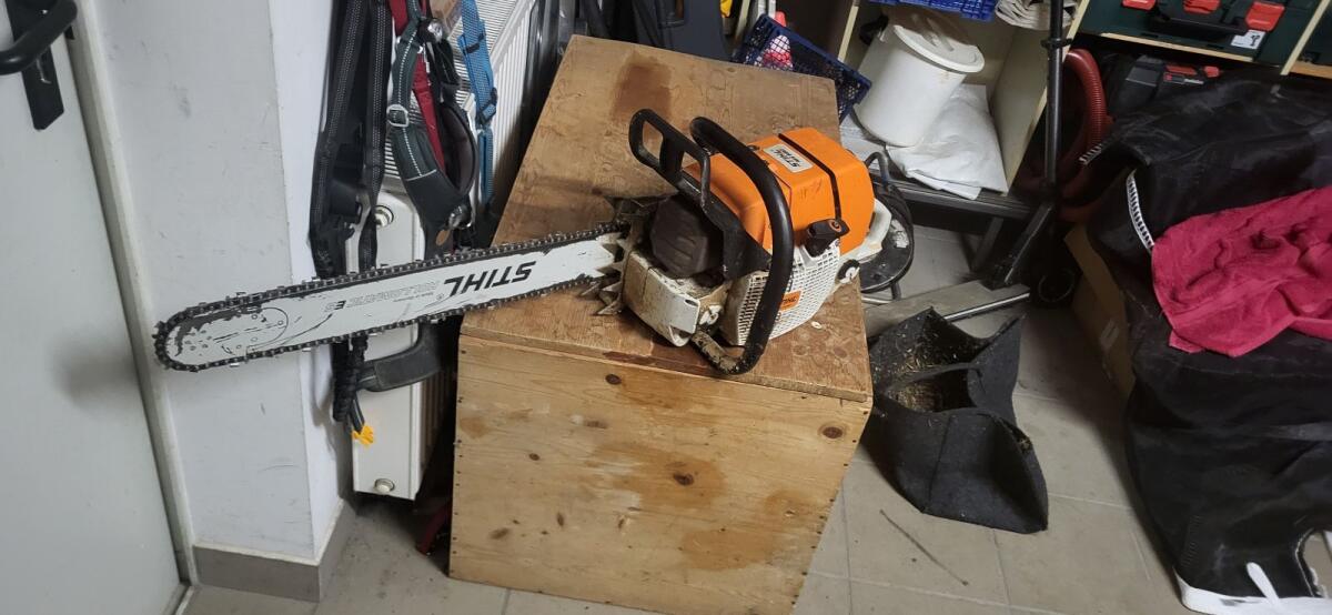 Stihl Motorsäge MS880 3