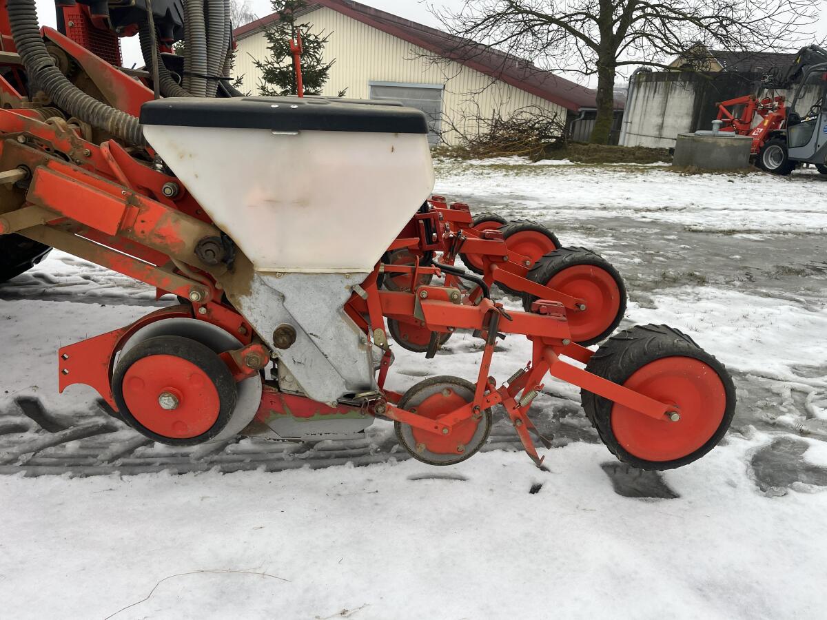 Kuhn Planter 2 2