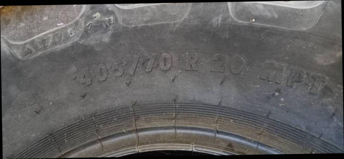 Reifen 405/70 R20 2