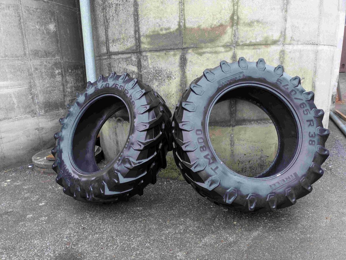 Pirelli Reifen 540/65 R 38 3